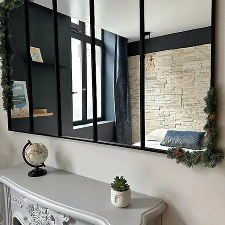 Le Gambrinus - Loft Rochelais 아파트